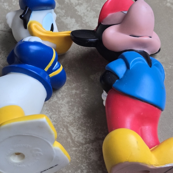 VTG 80s Disney Happy Mickey Mouse and Angry Donald Duck About 5 1/2 Inches Tall - Picture 3 of 3